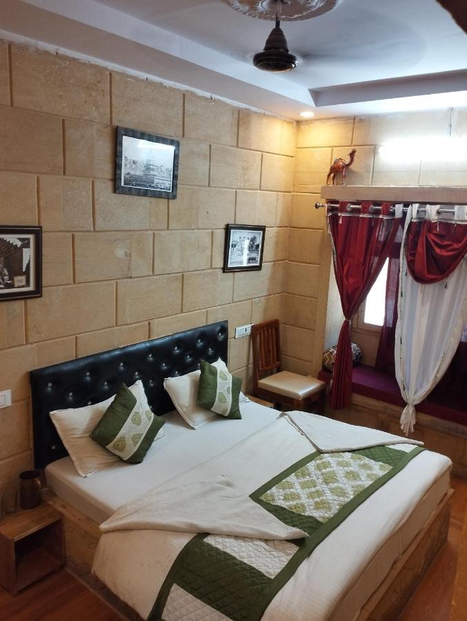 Hotel Jaswant Palace Jaisalmer Buitenkant foto