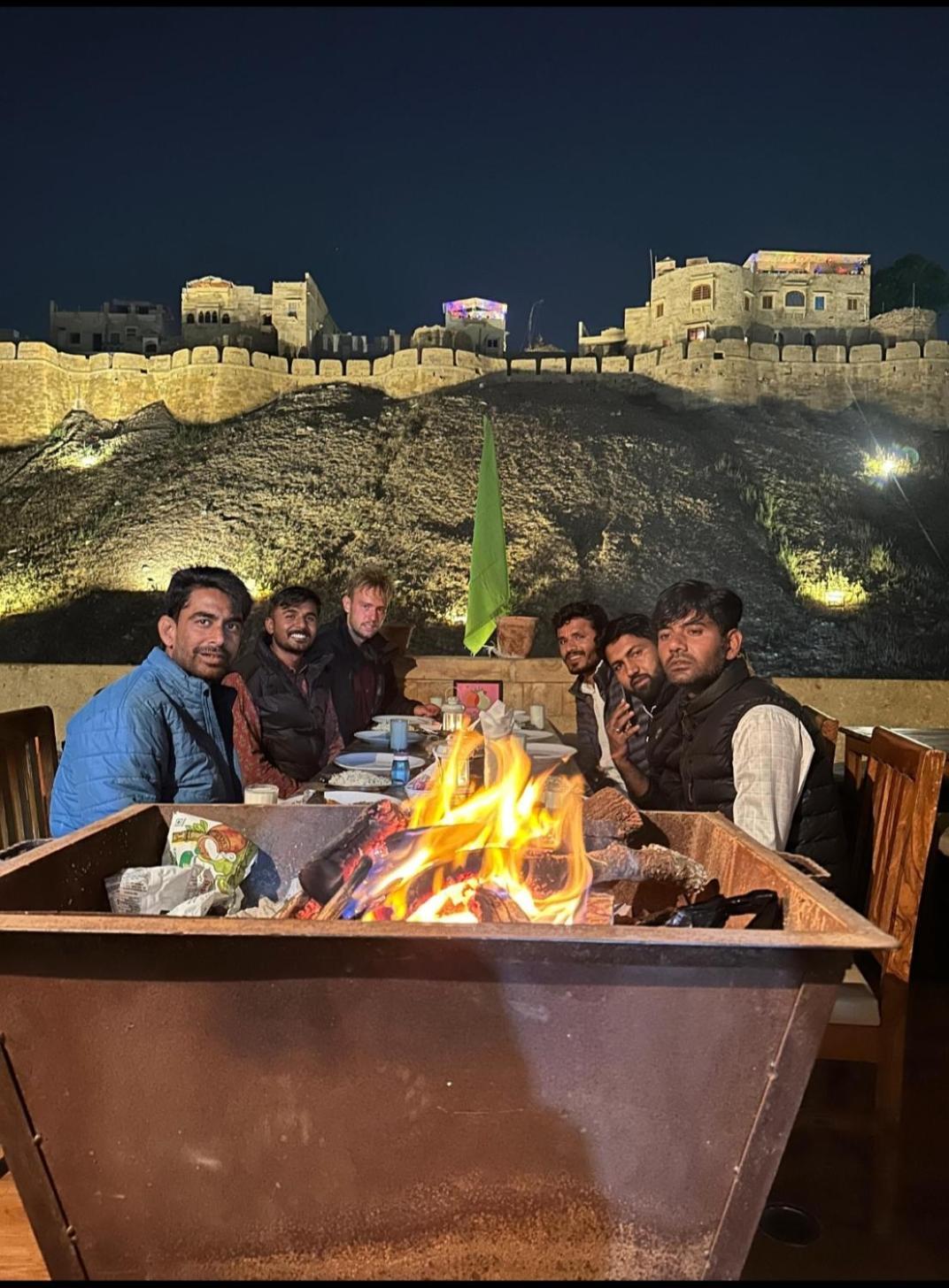 Hotel Jaswant Palace Jaisalmer Buitenkant foto